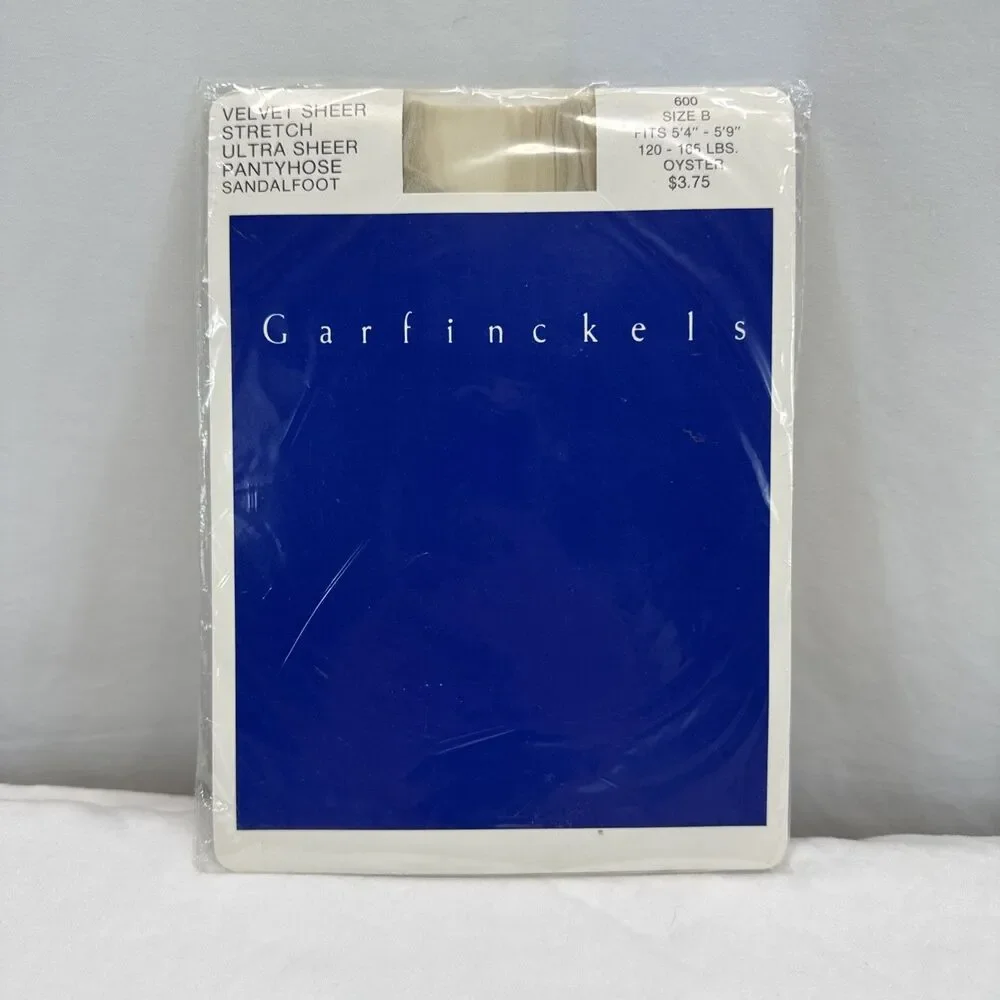 VTG 80's Garfinckel's Oyster Nude Velvet Sheer  Pantyhose Size B 120-160 Lbs